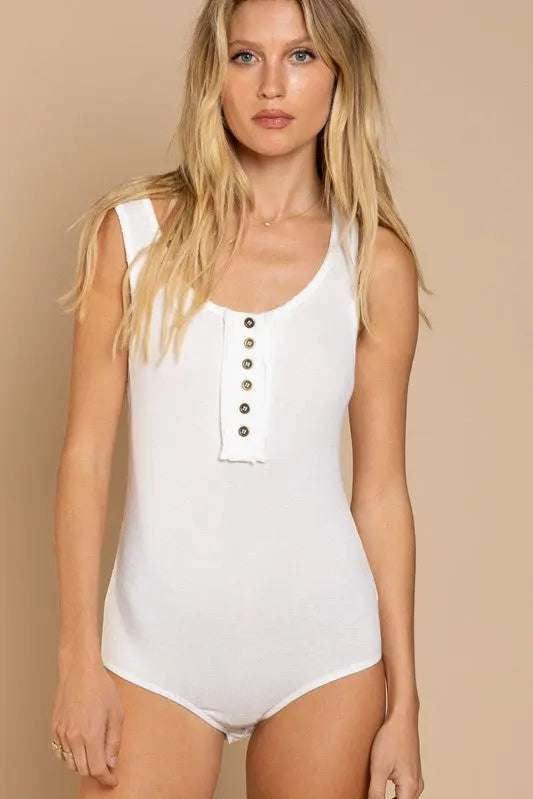 RIBBED BUTTON FRONT SLEEVELESS BODYSUIT TOP Bodysuit Meadeux