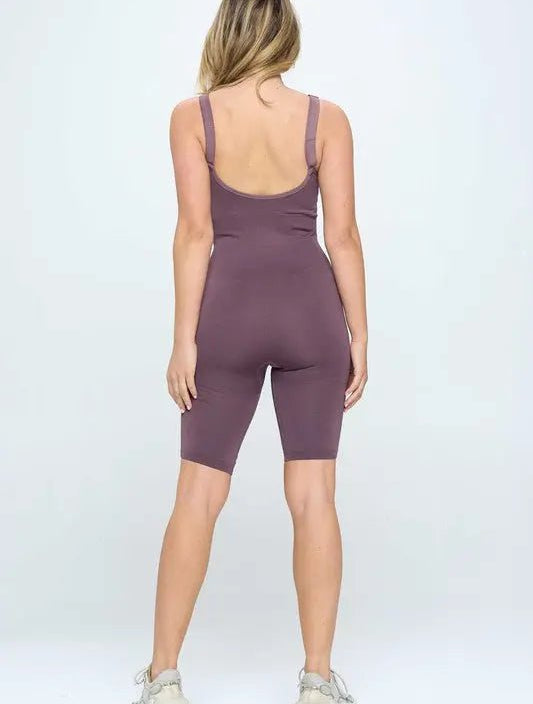 SEAMLESS SLEEVELESS RIB ONE-PIECE FITTED PLAYSUIT - MeadeuxSEAMLESS SLEEVELESS RIB ONE-PIECE FITTED PLAYSUITActivewearMeadeux