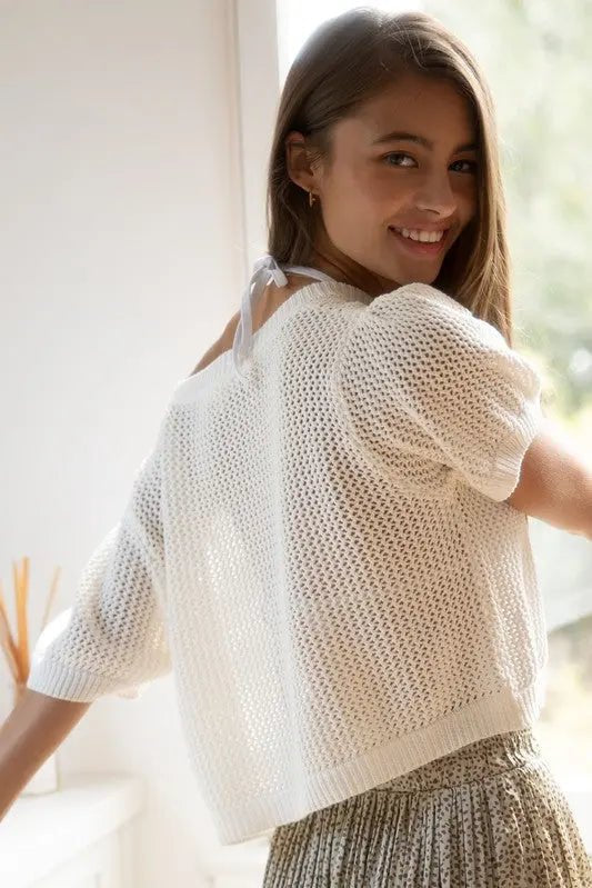 WHITE FISHNET COVER UP CROPPED TOP - MeadeuxWHITE FISHNET COVER UP CROPPED TOPSweaterMeadeux