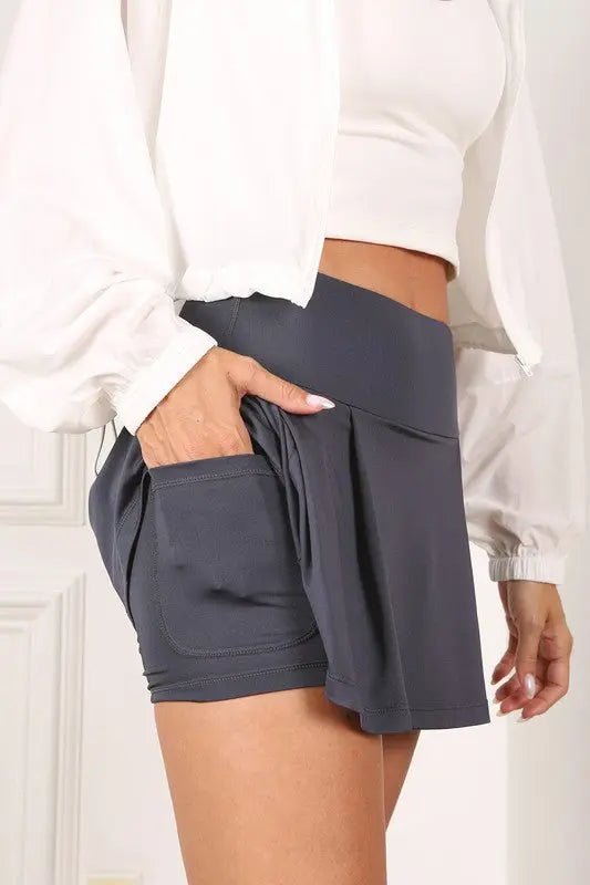WHITE TENNIS SKIRT WITH SHORTS - MeadeuxWHITE TENNIS SKIRT WITH SHORTSSkirtsMeadeux