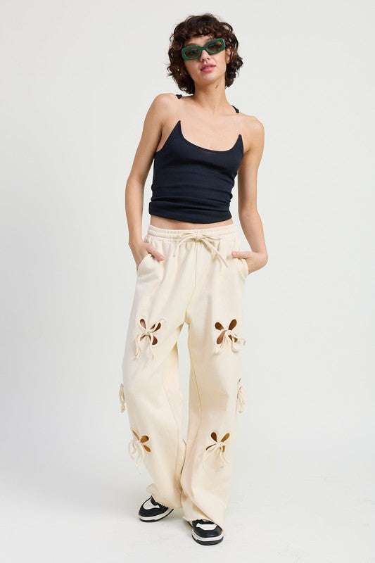FRENCH TERRY PANTS WITH CUTOUT DETAIL Meadeux