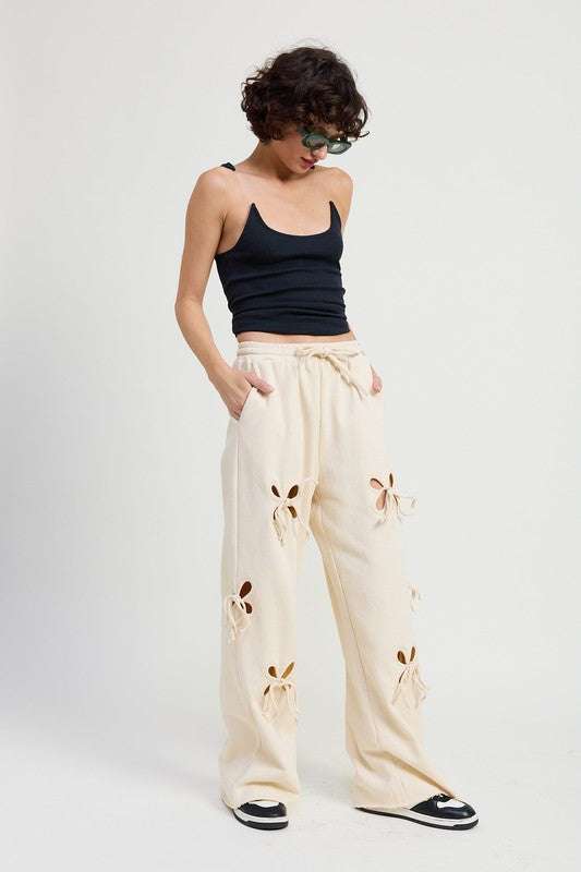 FRENCH TERRY PANTS WITH CUTOUT DETAIL Meadeux