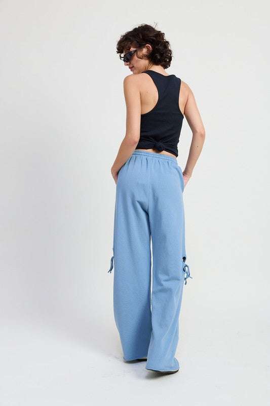 FRENCH TERRY PANTS WITH CUTOUT DETAIL Meadeux