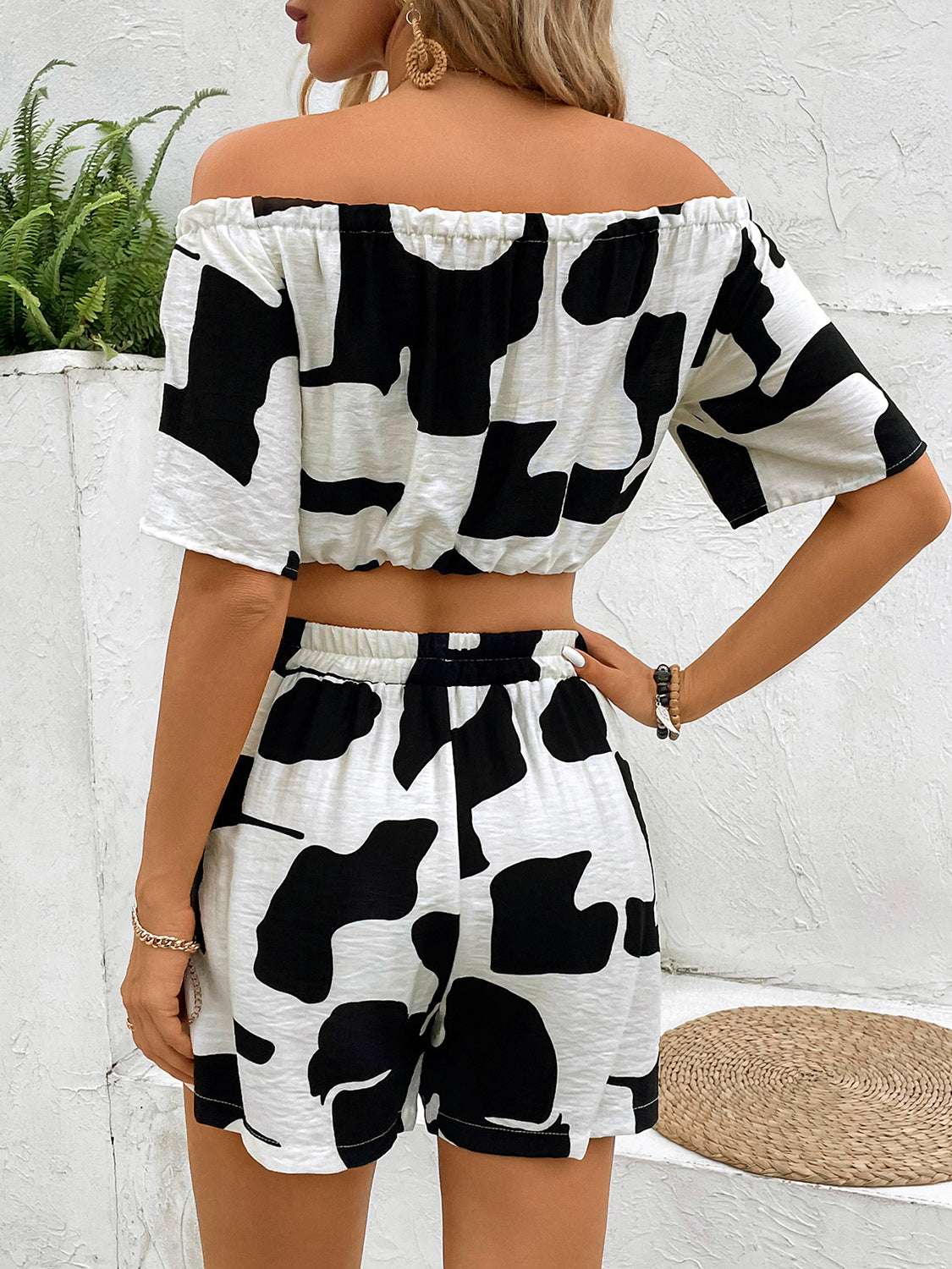 SUMMER VACATION DRAWSTRING CROPPED TOP AND BOTTOMS MATCHING SET SHORTS Two Piece Set Meadeux