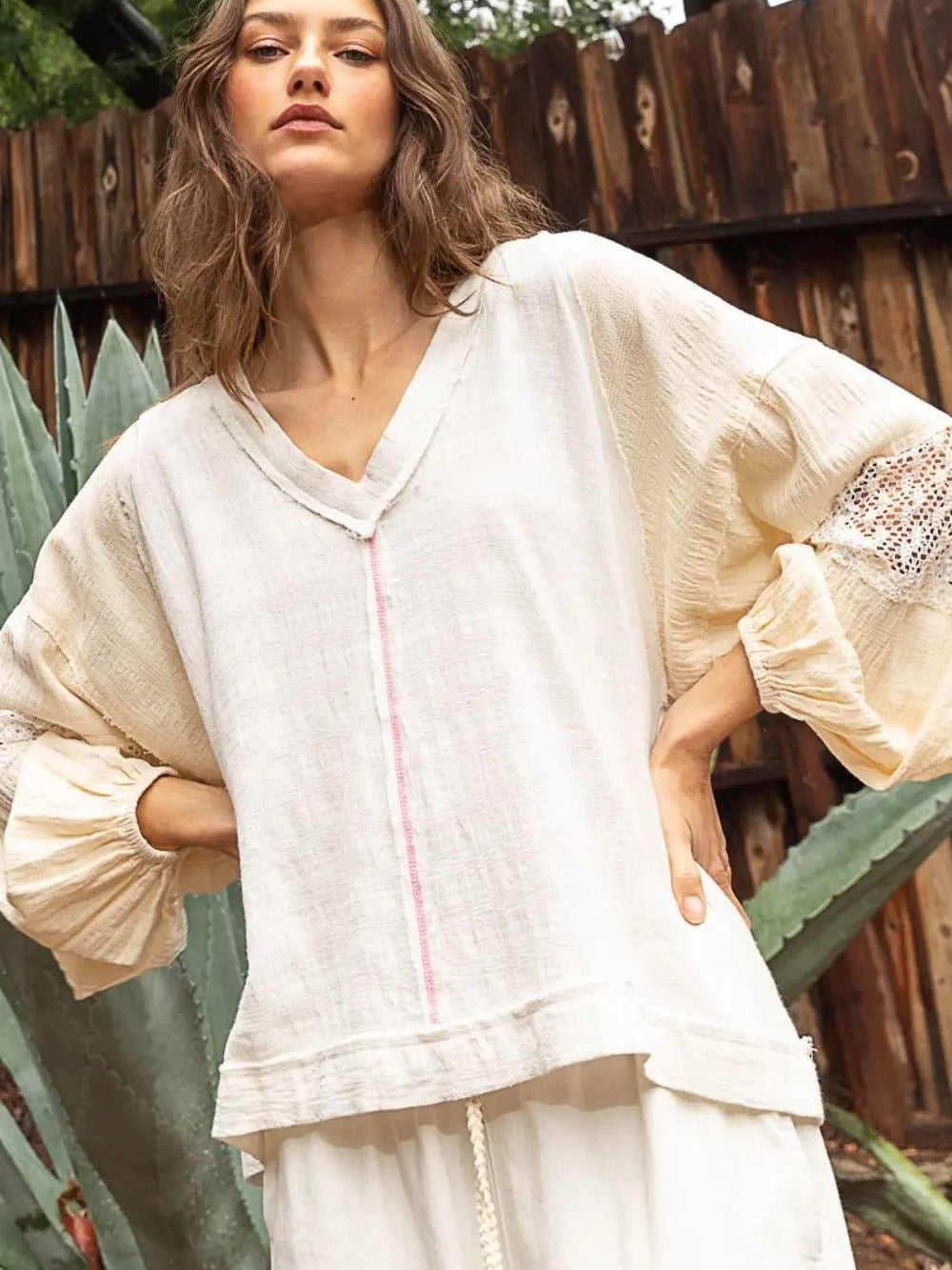 CROCHET OVERSIZED BLOUSE WITH BALLOON SLEEVES - MeadeuxCROCHET OVERSIZED BLOUSE WITH BALLOON SLEEVESBlouseMeadeux