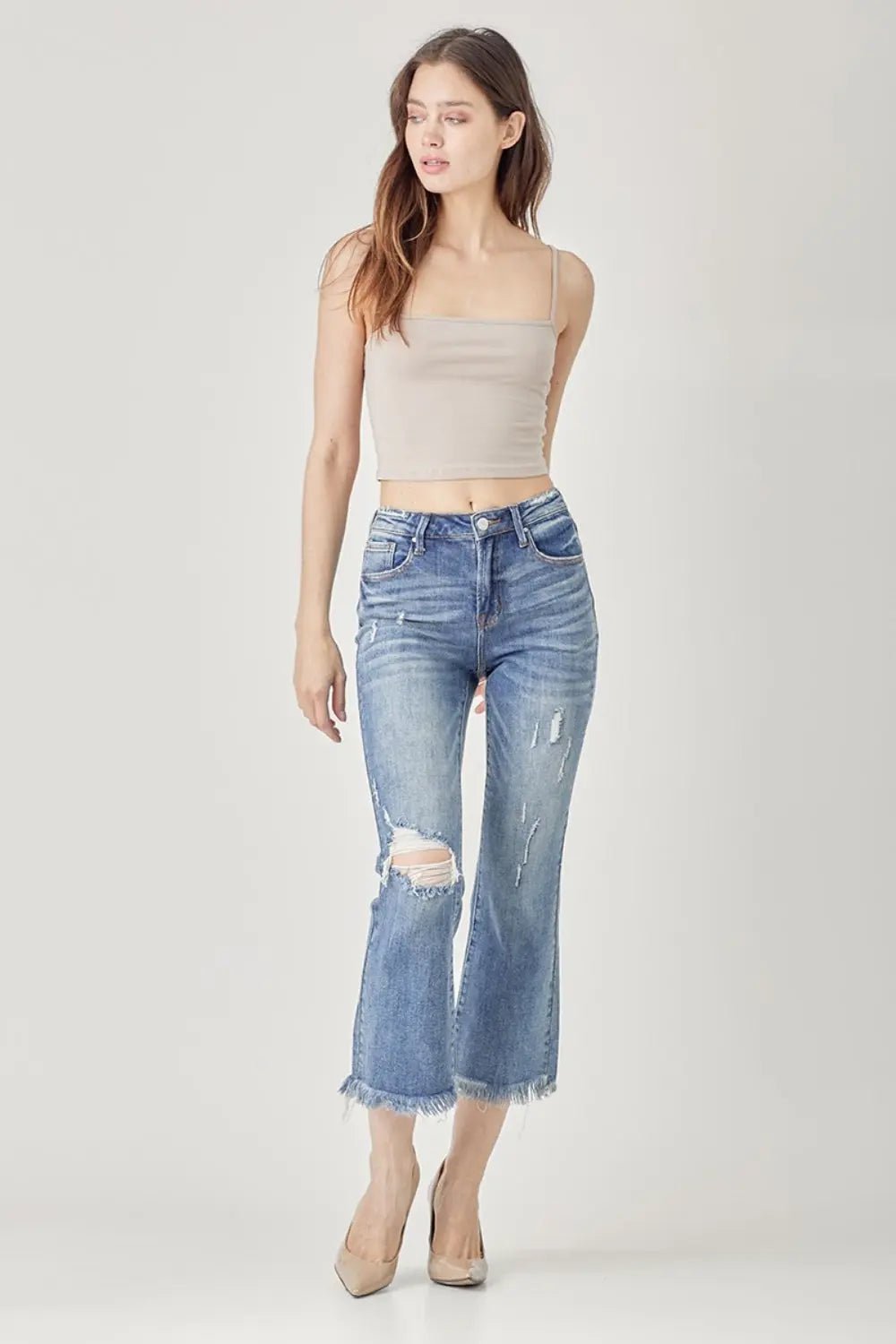 DISTRESSED CROPPED BOOTCUT CASUAL JEANS - MeadeuxDISTRESSED CROPPED BOOTCUT CASUAL JEANSJeansMeadeux
