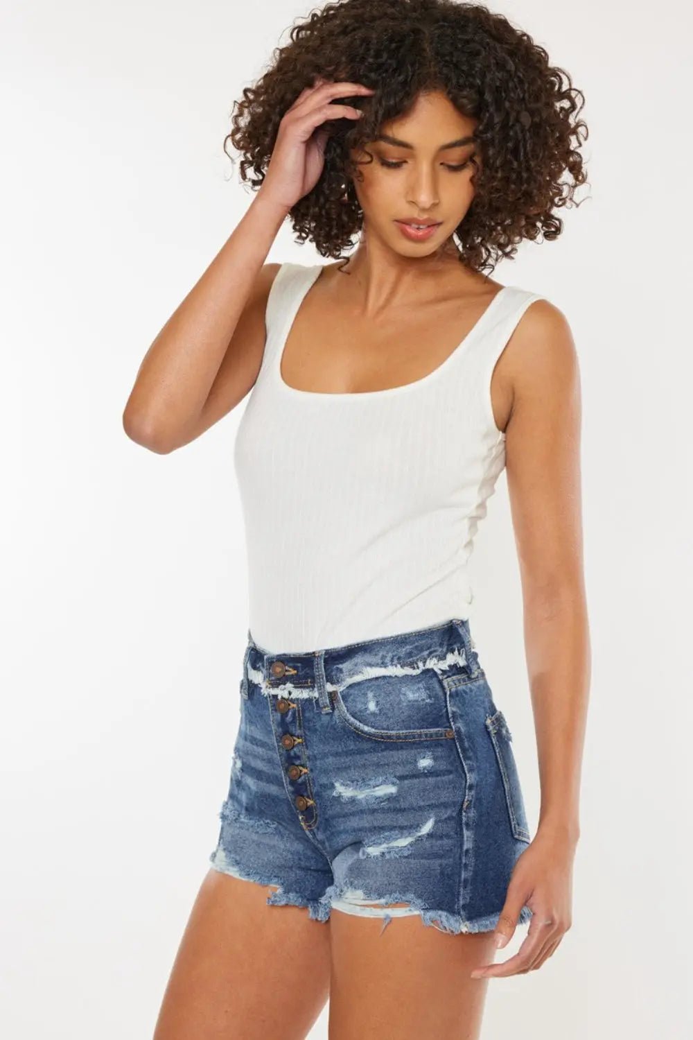 DISTRESSED DENIM BUTTON FLY SHORTS - MeadeuxDISTRESSED DENIM BUTTON FLY SHORTSShortsMeadeux