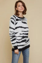 FUZZY ZEBRA SWEATER - MeadeuxFUZZY ZEBRA SWEATERSweaterMeadeux