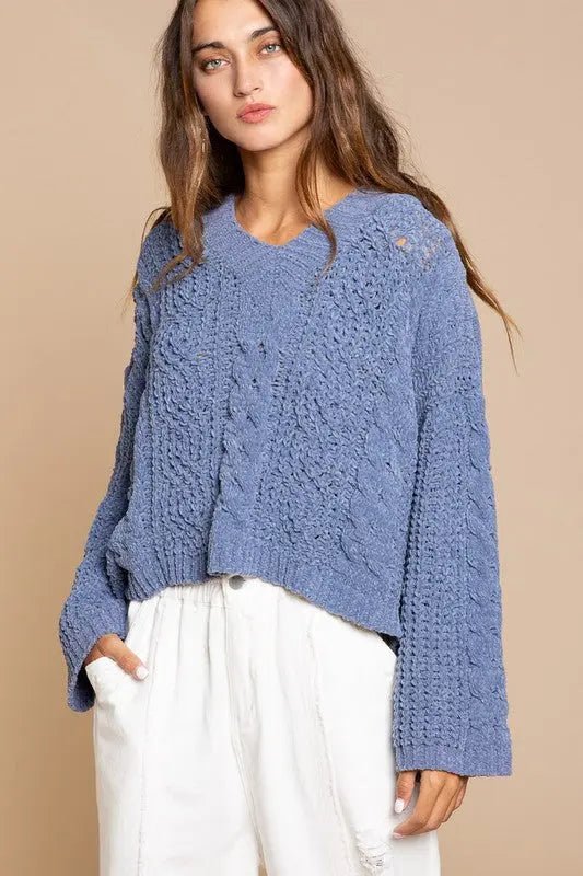 HOODED CROP KNIT SWEATER - MeadeuxHOODED CROP KNIT SWEATERSweaterMeadeux