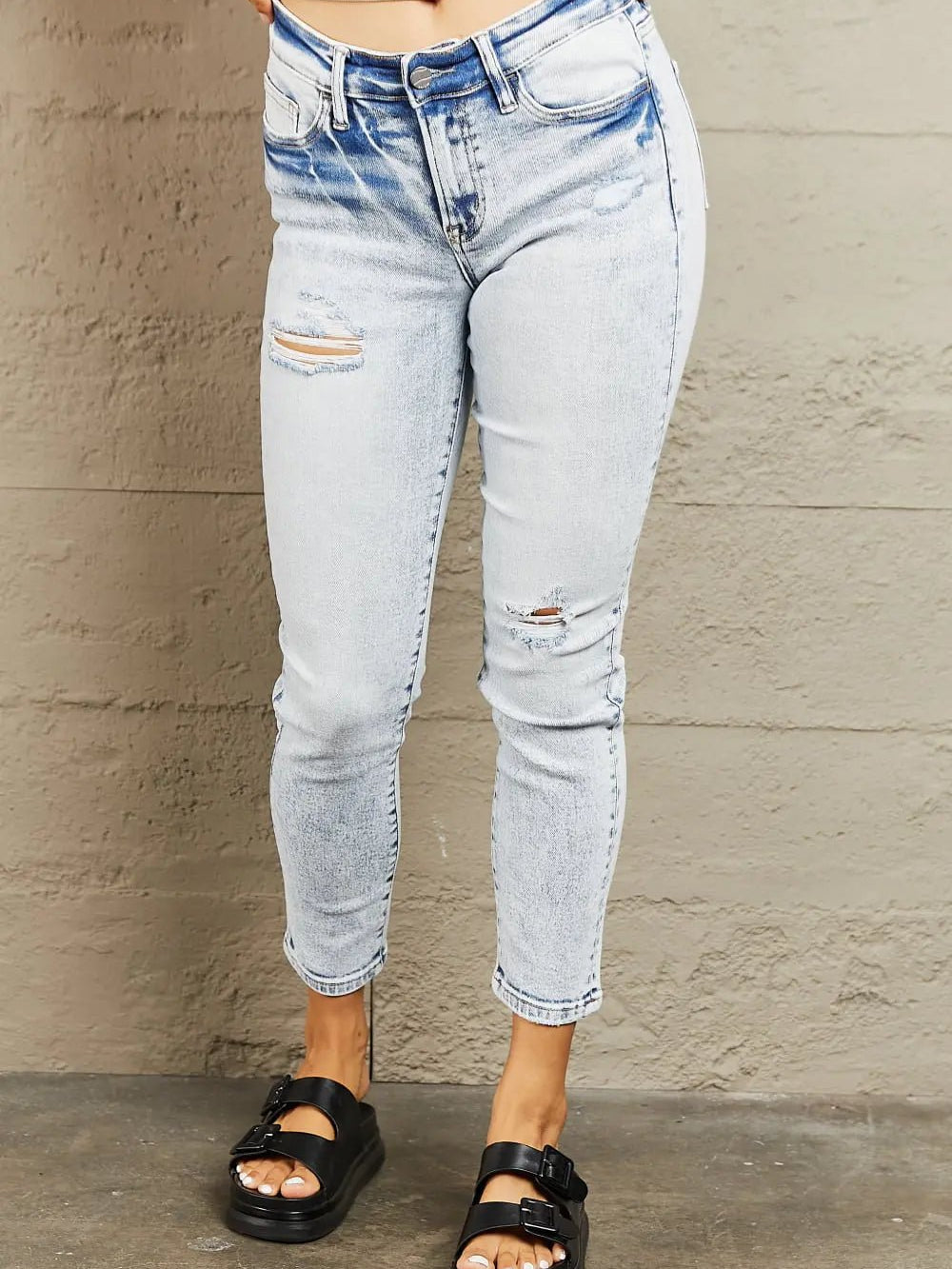 MID RISE TRENDY CROPPED SKINNY ACID WASH JEANS - MeadeuxMID RISE TRENDY CROPPED SKINNY ACID WASH JEANSJeansMeadeux