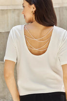 PEARL DETAIL OPEN BACK BLOUSE T-SHIRT - MeadeuxPEARL DETAIL OPEN BACK BLOUSE T-SHIRTBlouseMeadeux